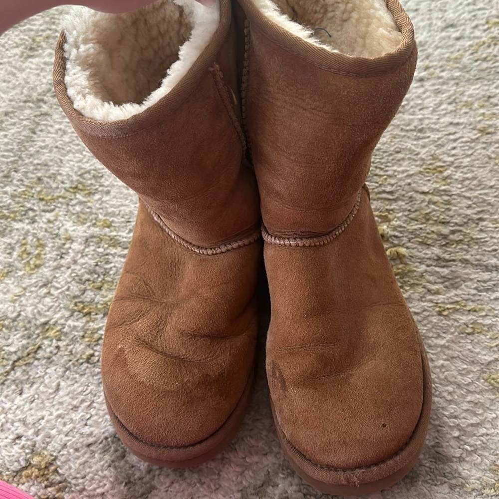 Tan Ugg Boots